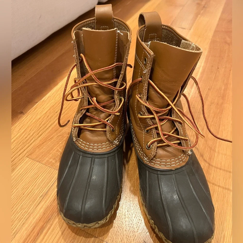 L.L. Bean Boot - Picture 1 of 6